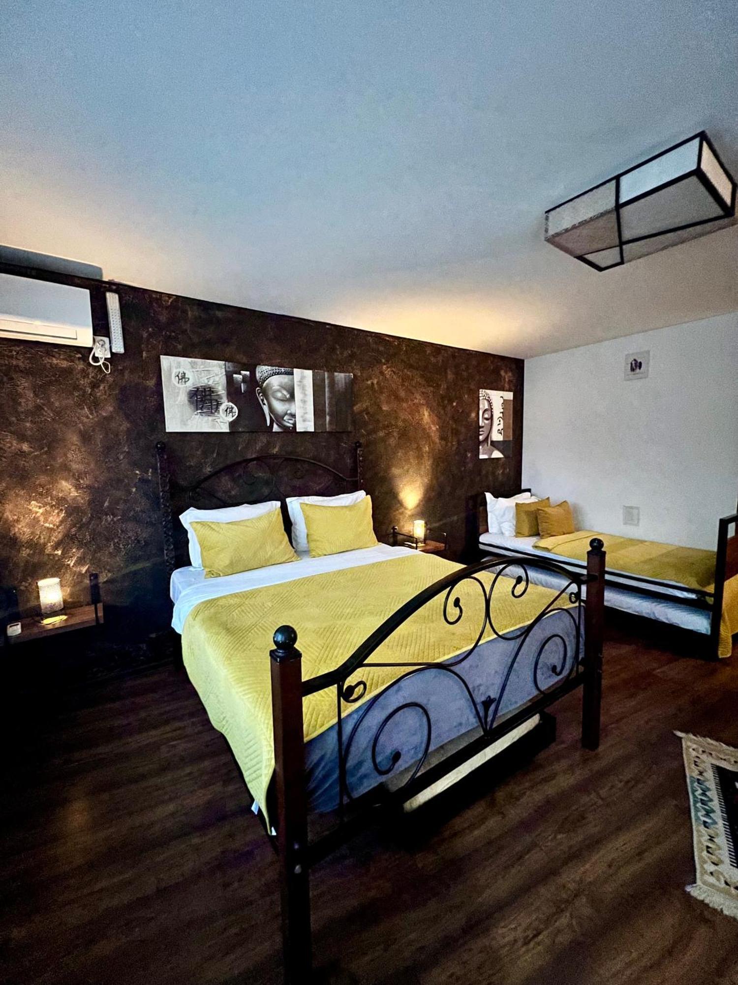 Hotel Fjorr Prizren Bagian luar foto