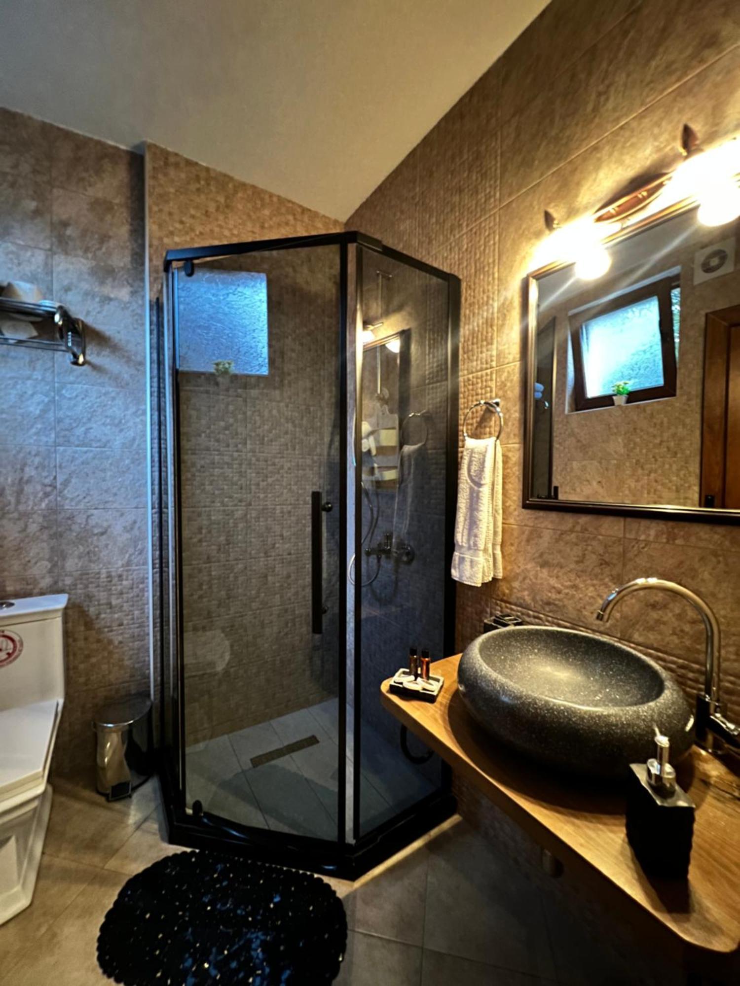 Hotel Fjorr Prizren Bagian luar foto